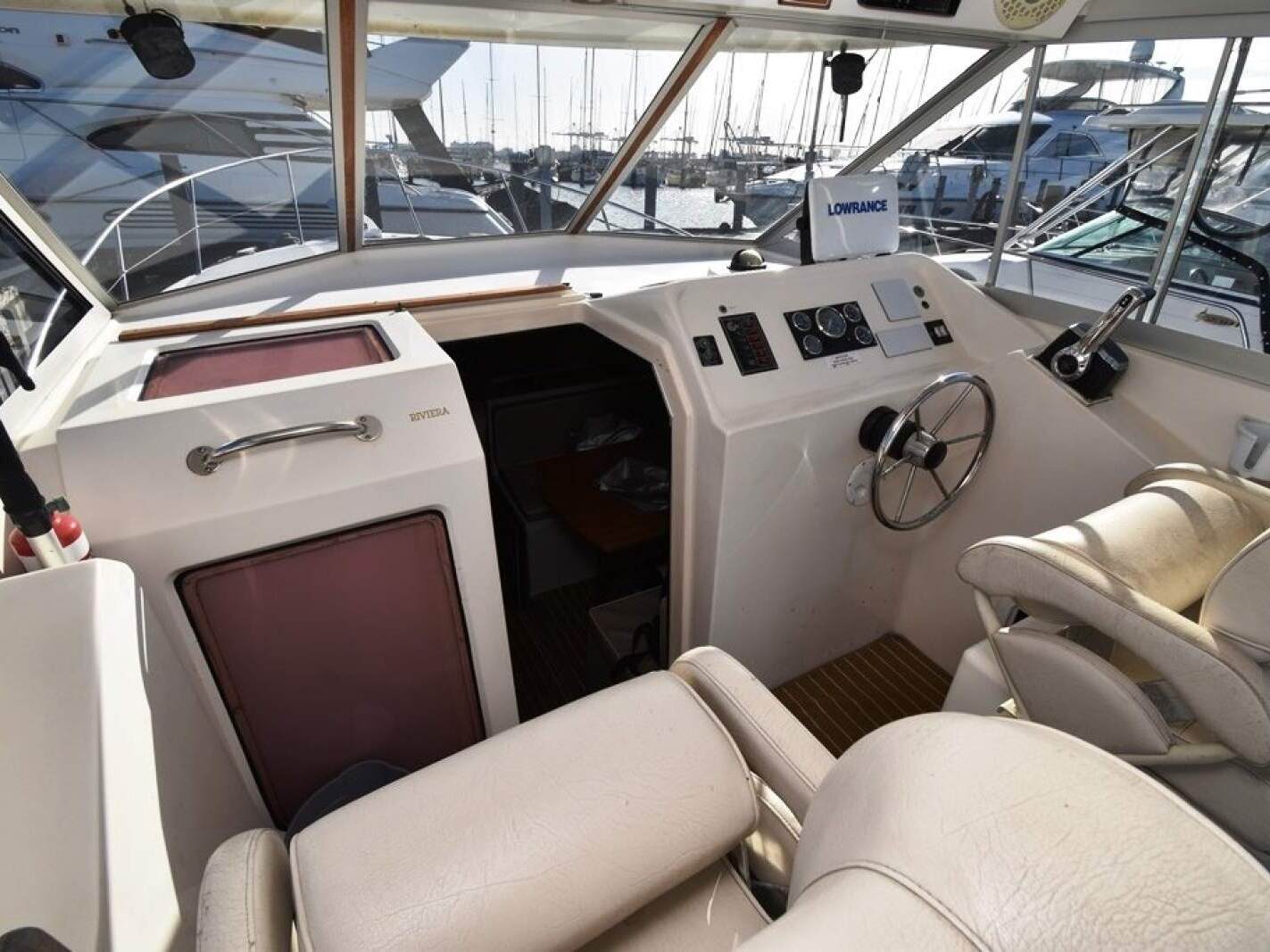 Riviera 27 Hardtop 0 01