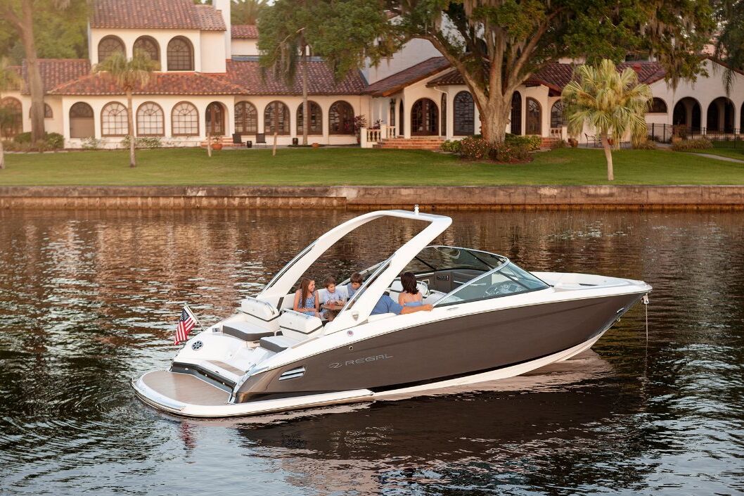 Regal 2800 Bowrider 0 15