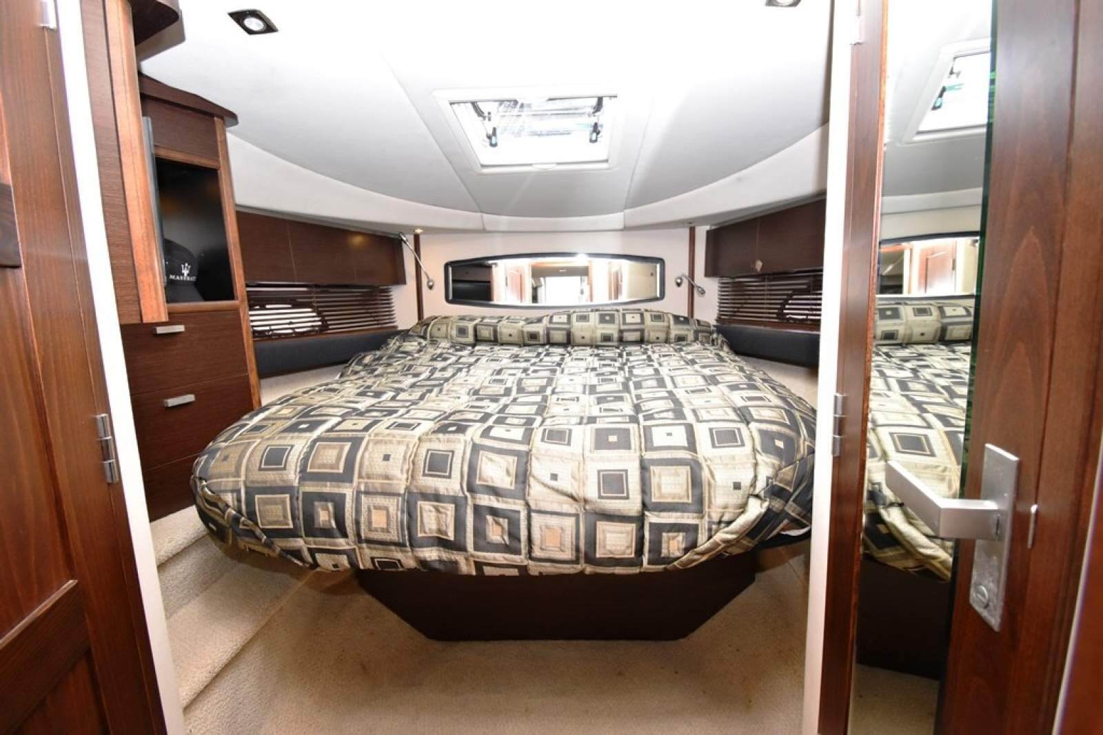 Chaparral 420 Premiere Sports Yacht 0 08