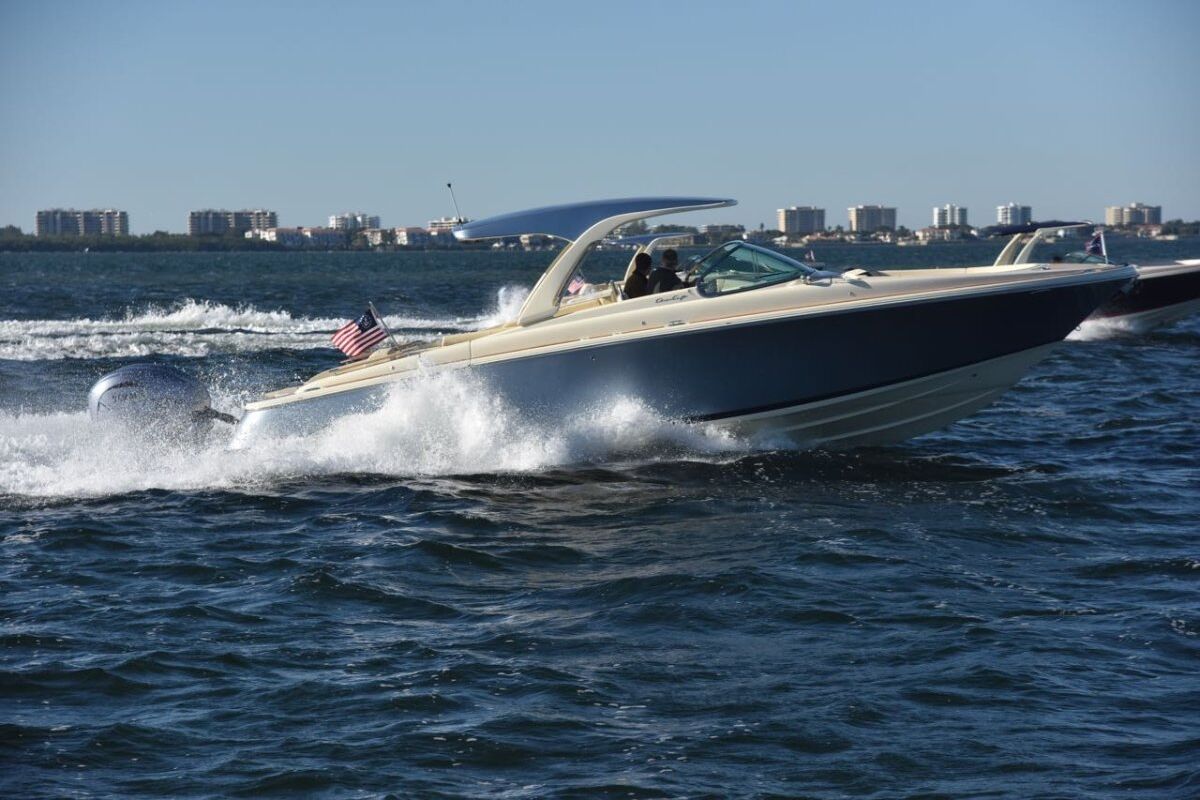 Chris Craft Launch 35 GT 2022 12