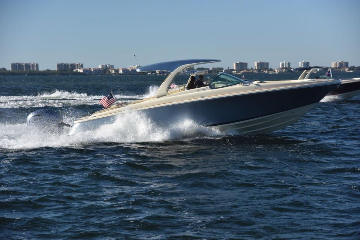 Chris Craft Launch 35 GT 2022 12