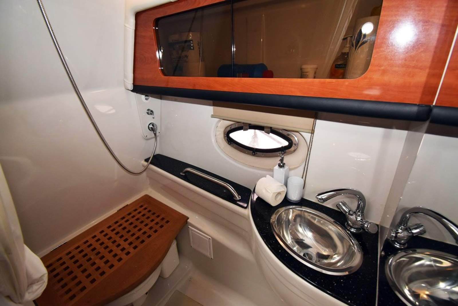 Crownline 340 CR 2007 08