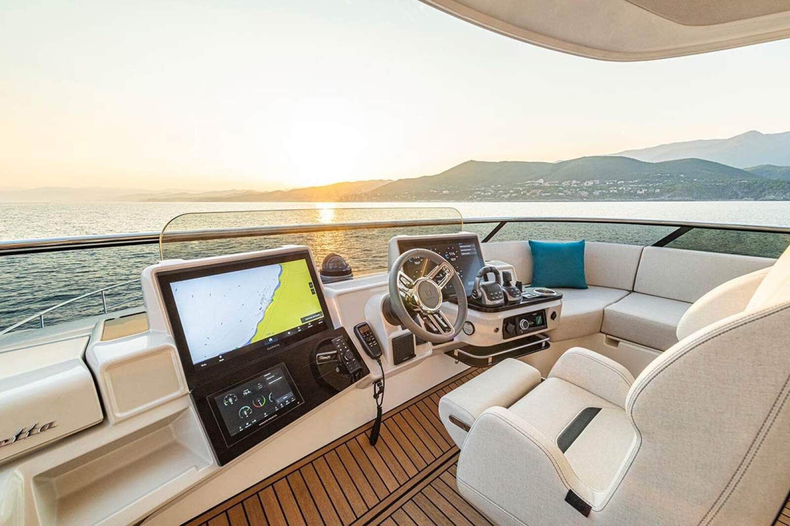 Absolute Navetta 70 2026 16