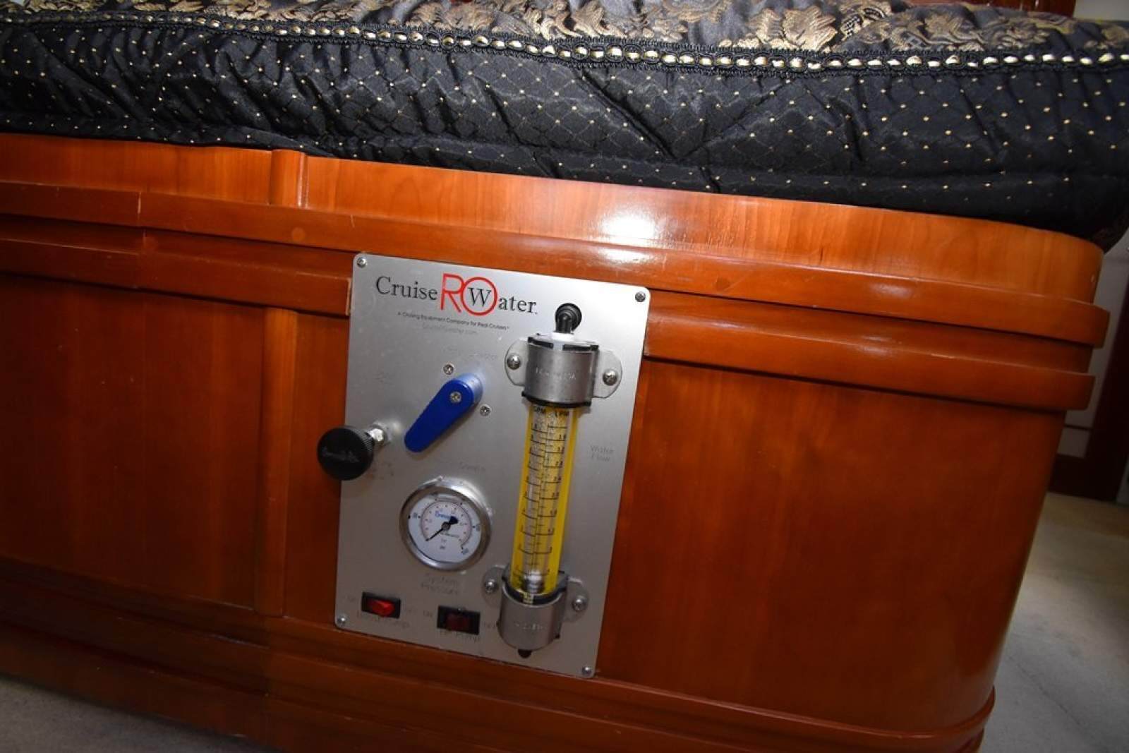 Carver 564 Motor Yacht 2003 19