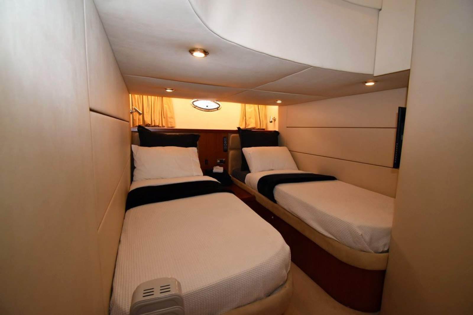 Sunseeker Portofino 47 0 08