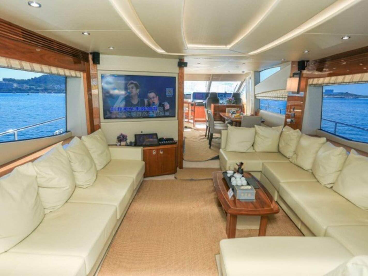 Sunseeker Manhattan 75 0 02