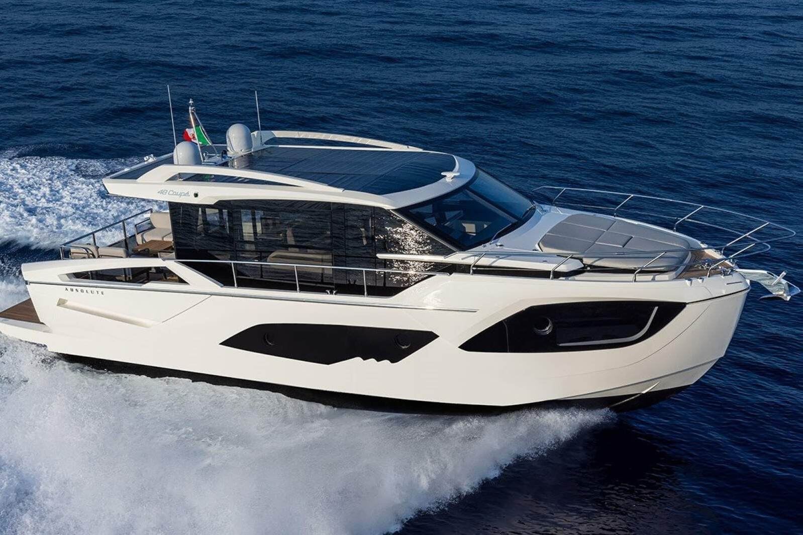 Absolute 48 Coupe 0 01