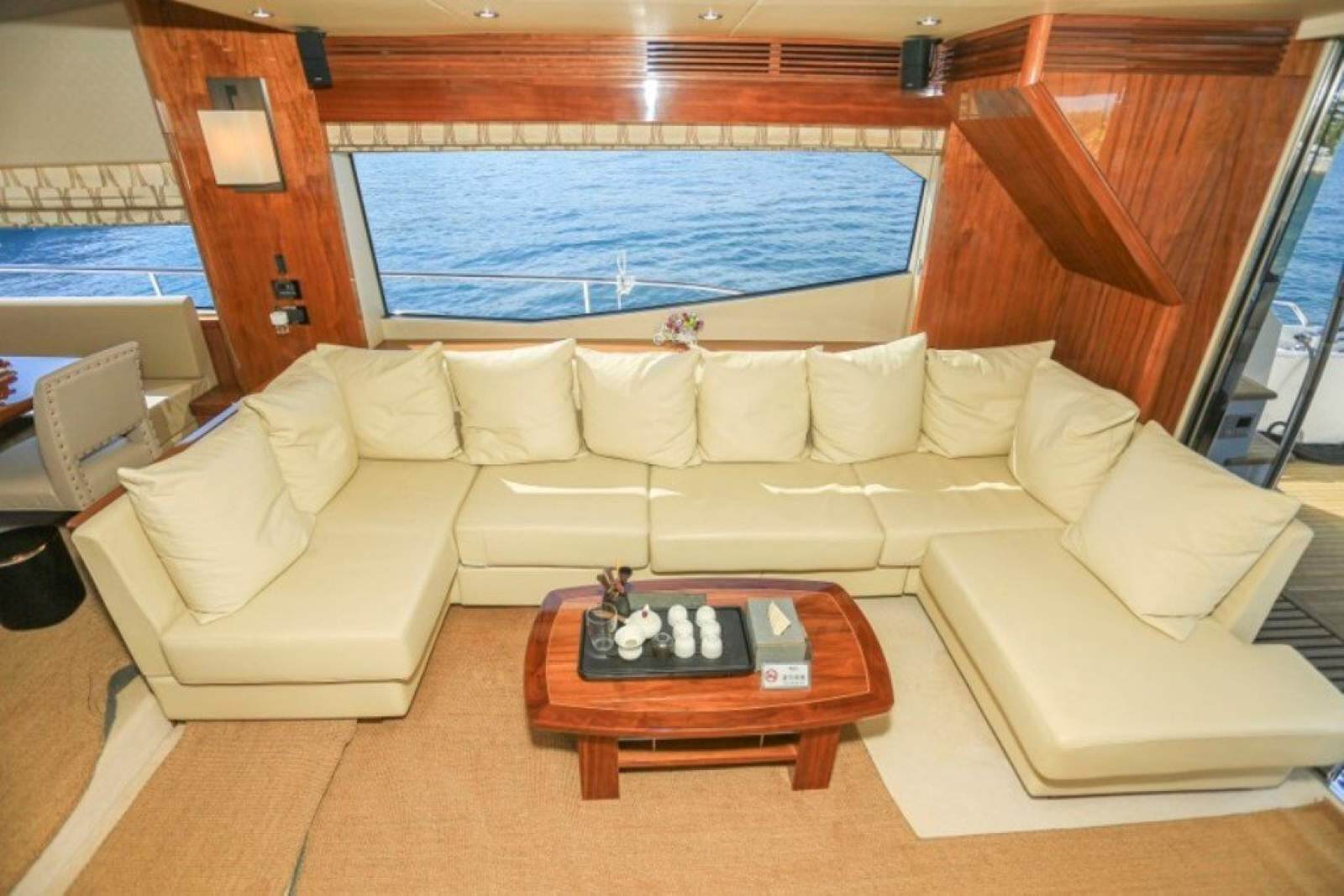 Sunseeker Manhattan 75 0 03