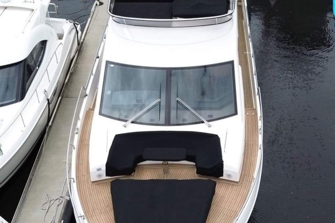 Absolute 72 Fly 2015 30