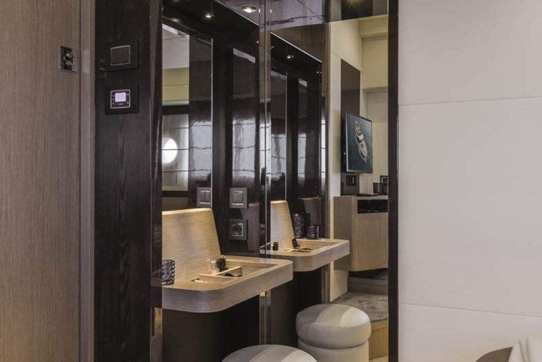 Absolute Navetta 48 0 23