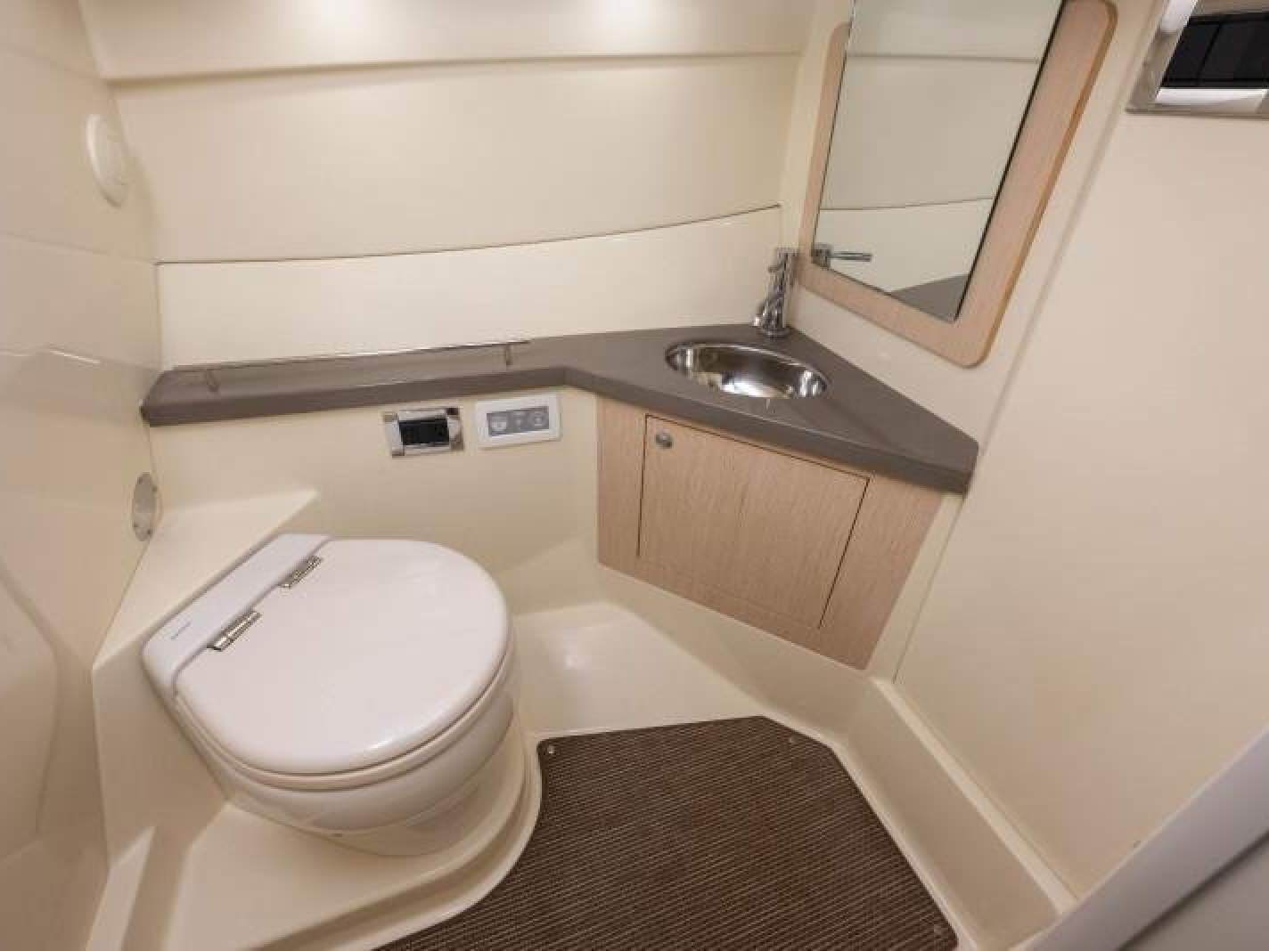 Chris Craft Calypso 32 0 10