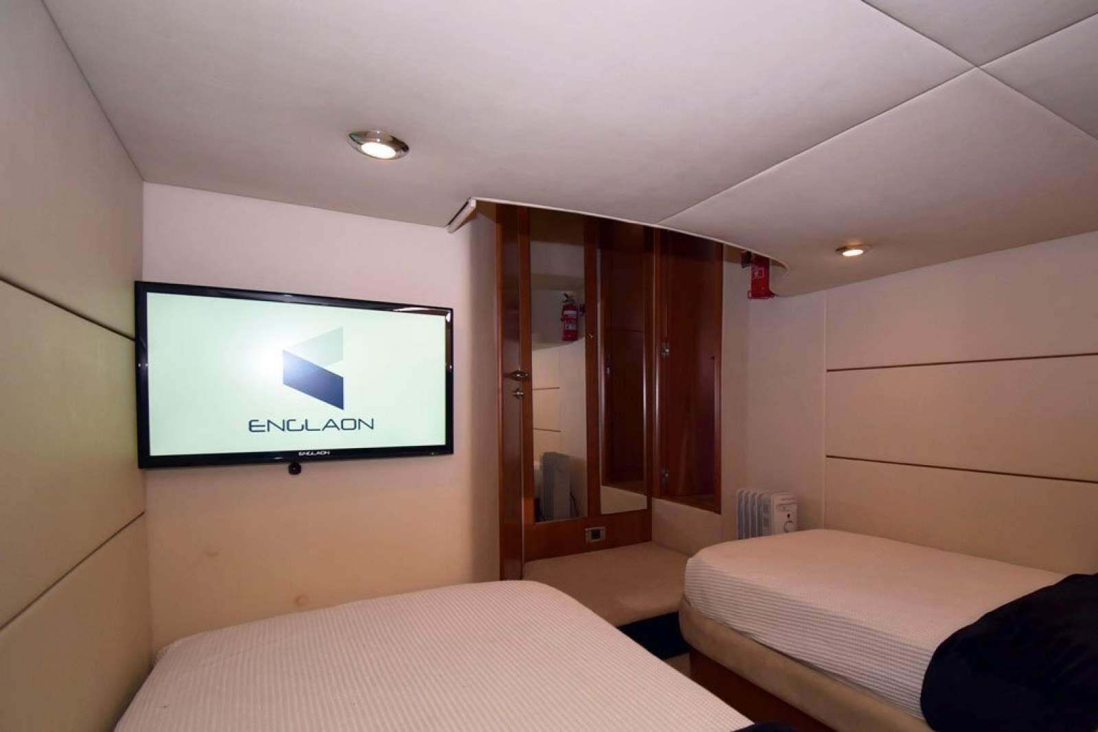 Sunseeker Portofino 47 0 09