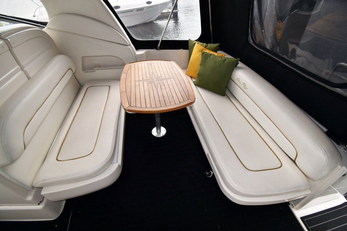 Sea Ray 335 Sundancer 0 13