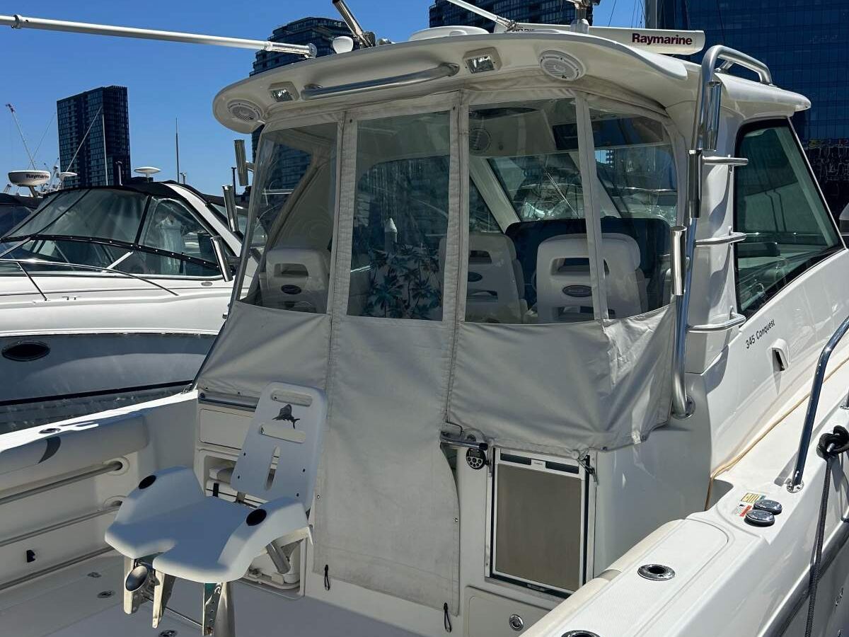 Boston Whaler 345 Conquest 2008 20