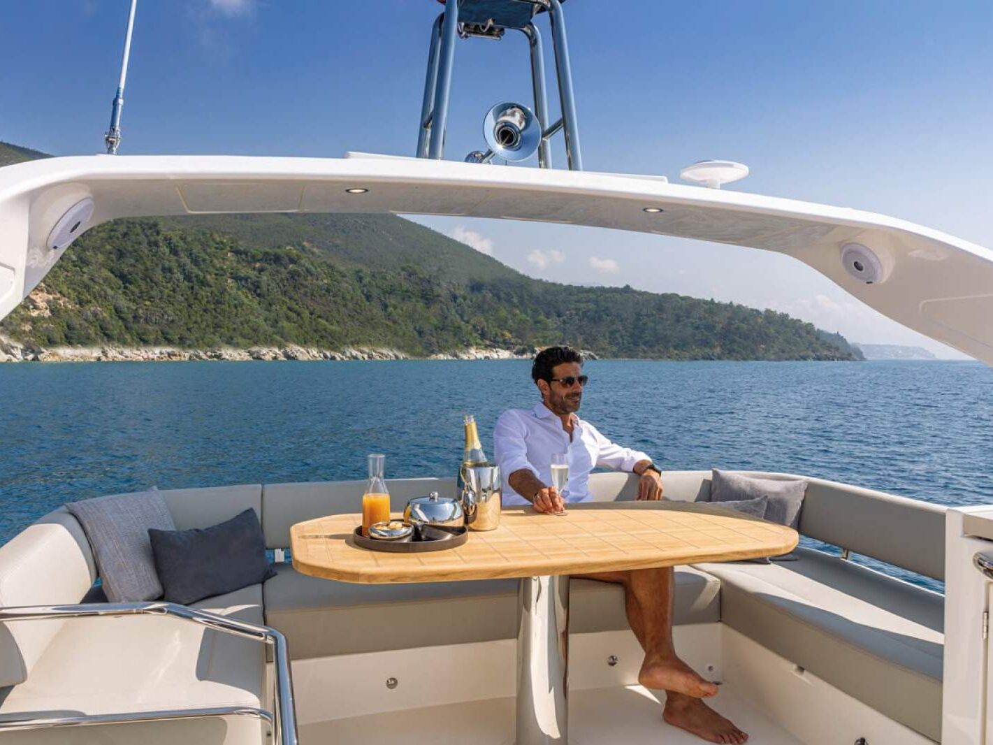 Absolute 47 Fly 0 10