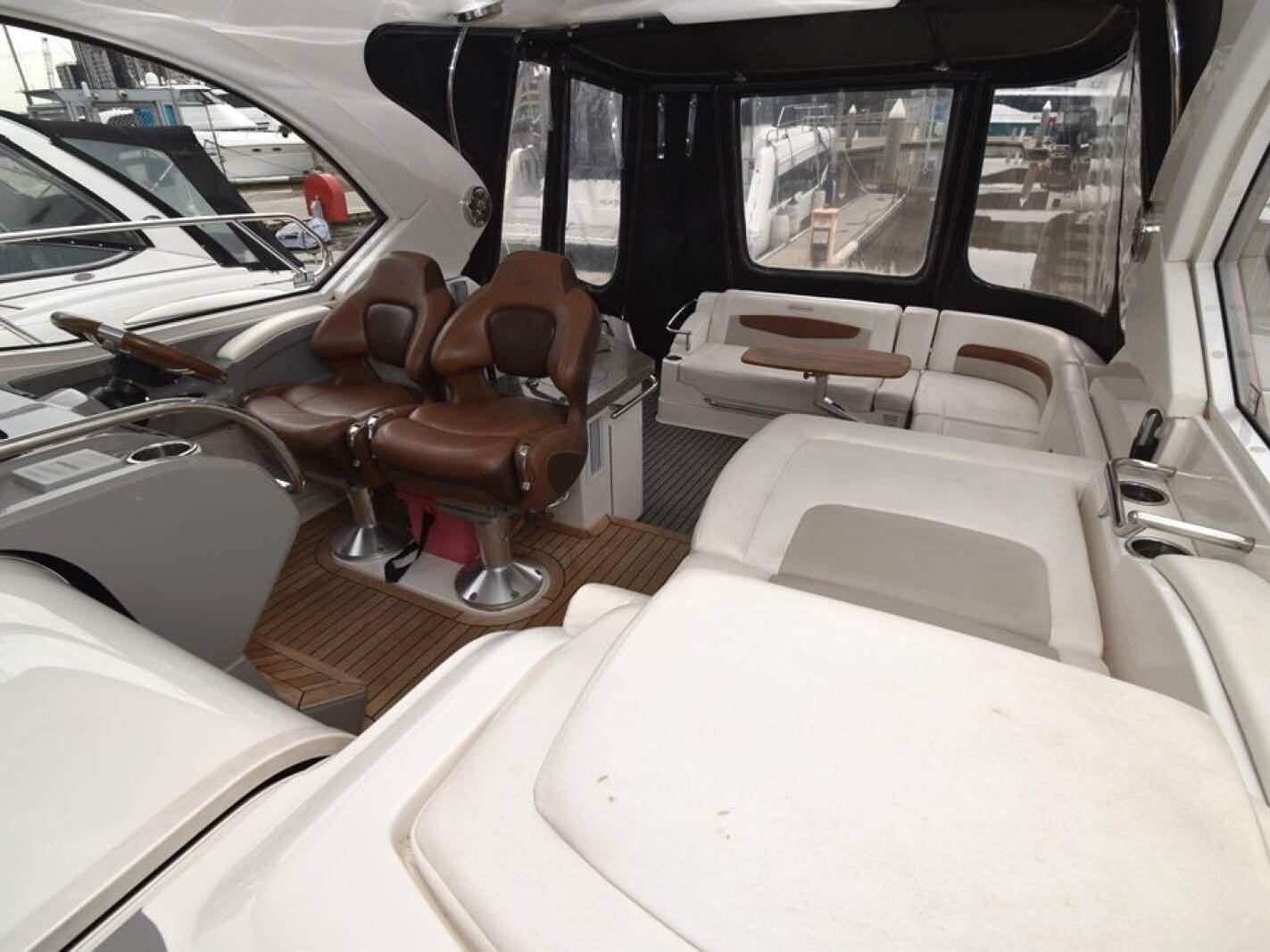 Chaparral 420 Premiere Sports Yacht 0 24