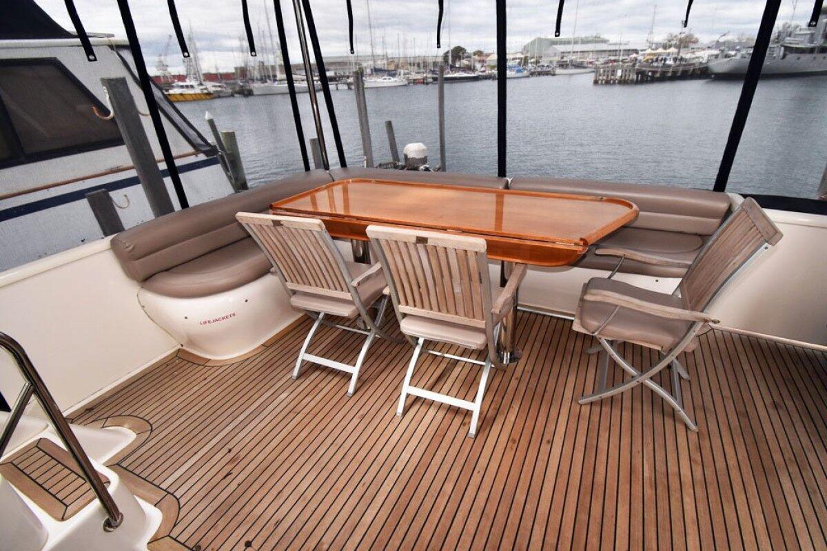 Kingfisher 56 Royale 0 24