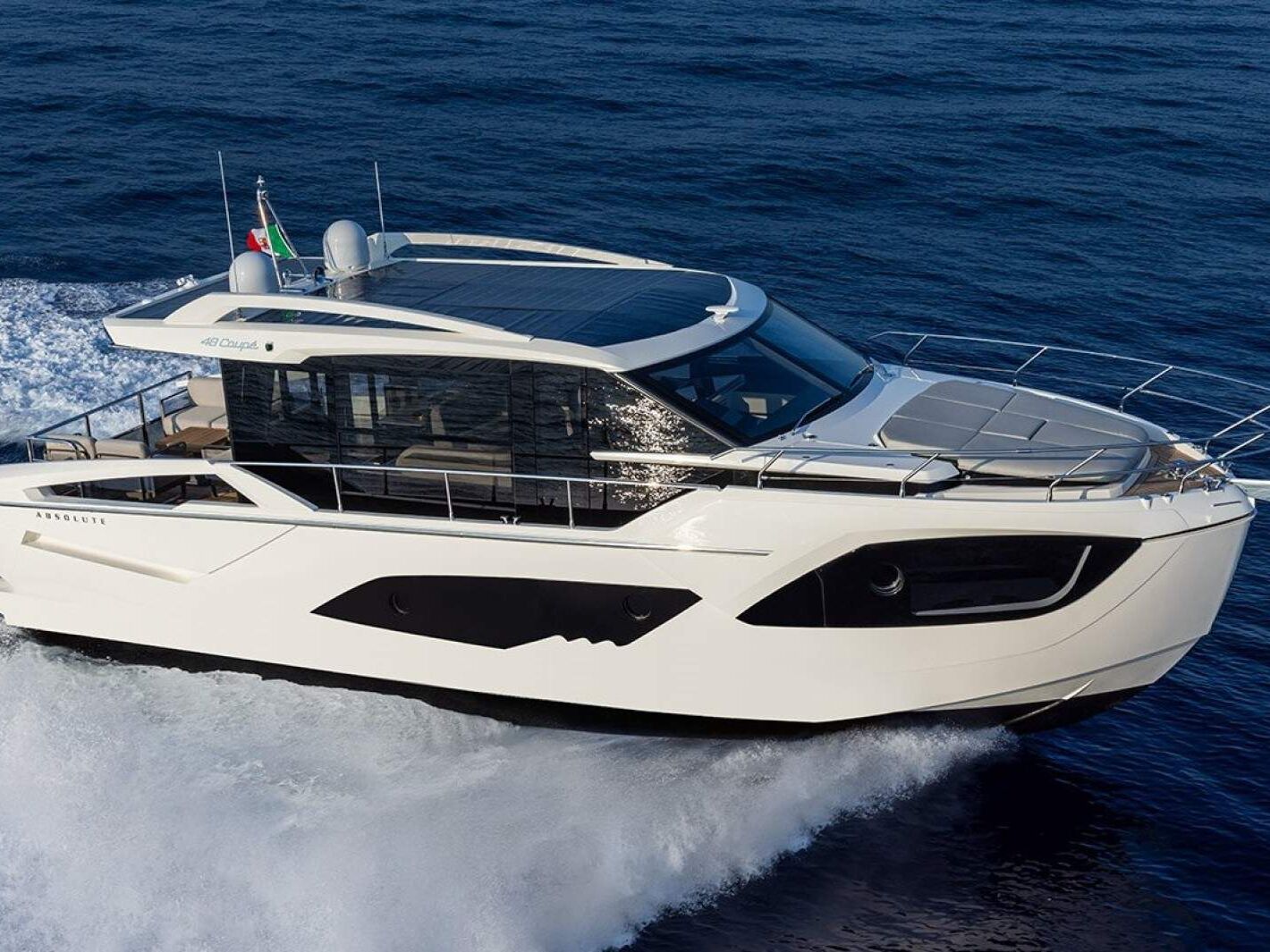 Absolute 48 Coupe 0 01