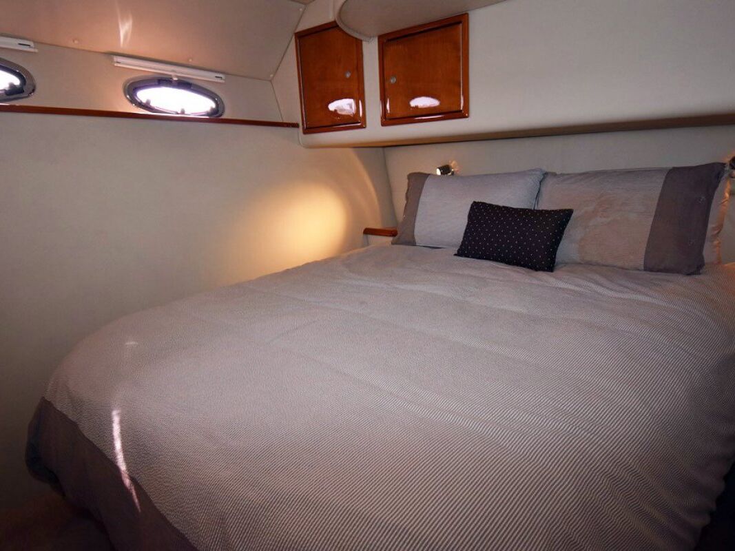 Kingfisher 56 Royale 0 08