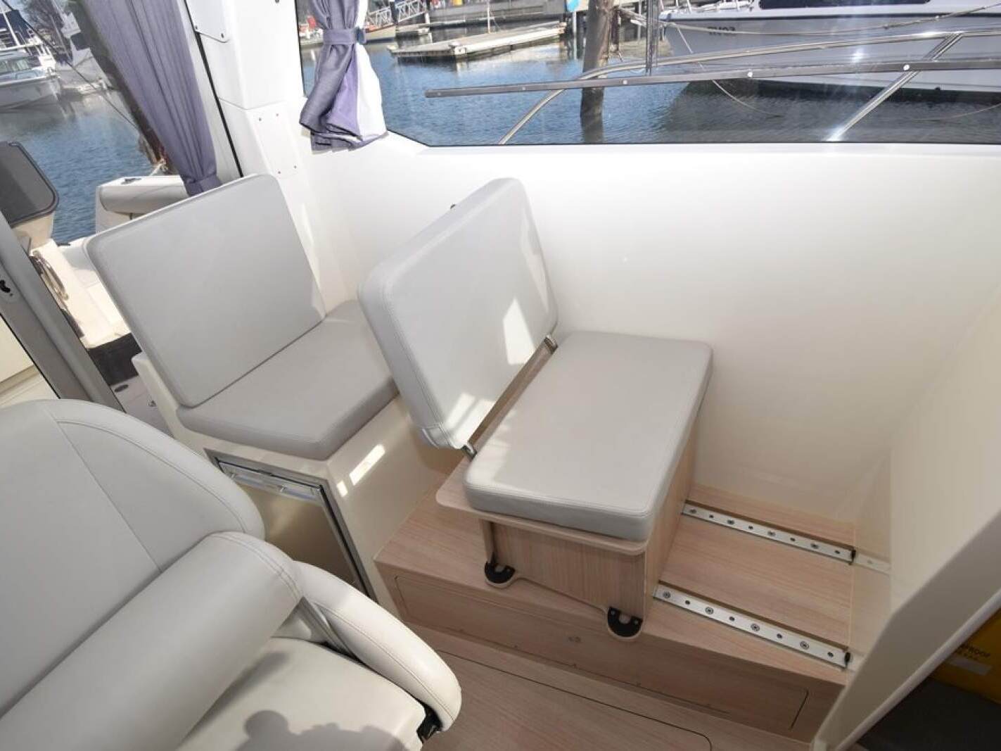 Arvor 805 Sportsfish 0 09