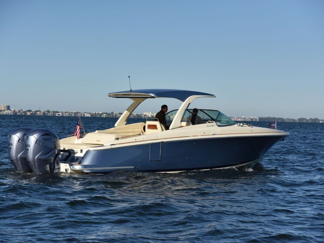 Chris Craft Launch 35 GT 2022 11