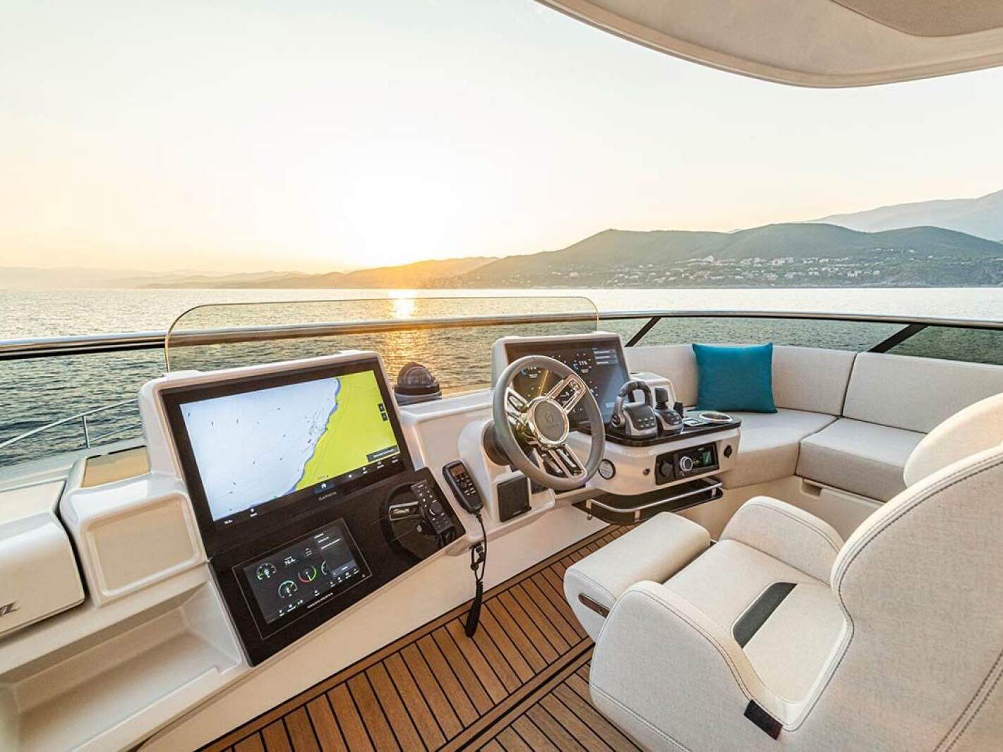 Absolute Navetta 70 2026 16