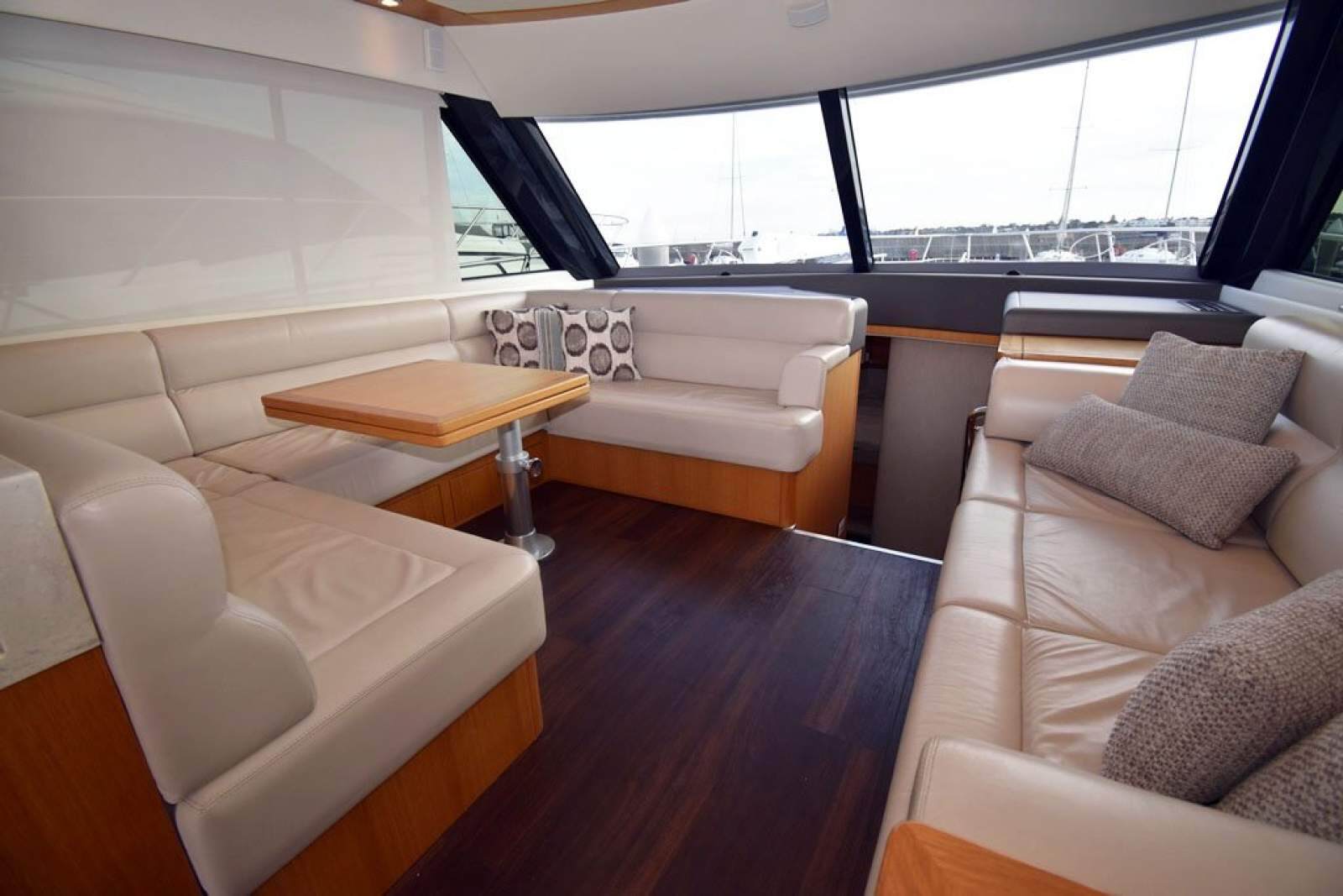 Riviera 50 Enclosed Flybridge 0 11