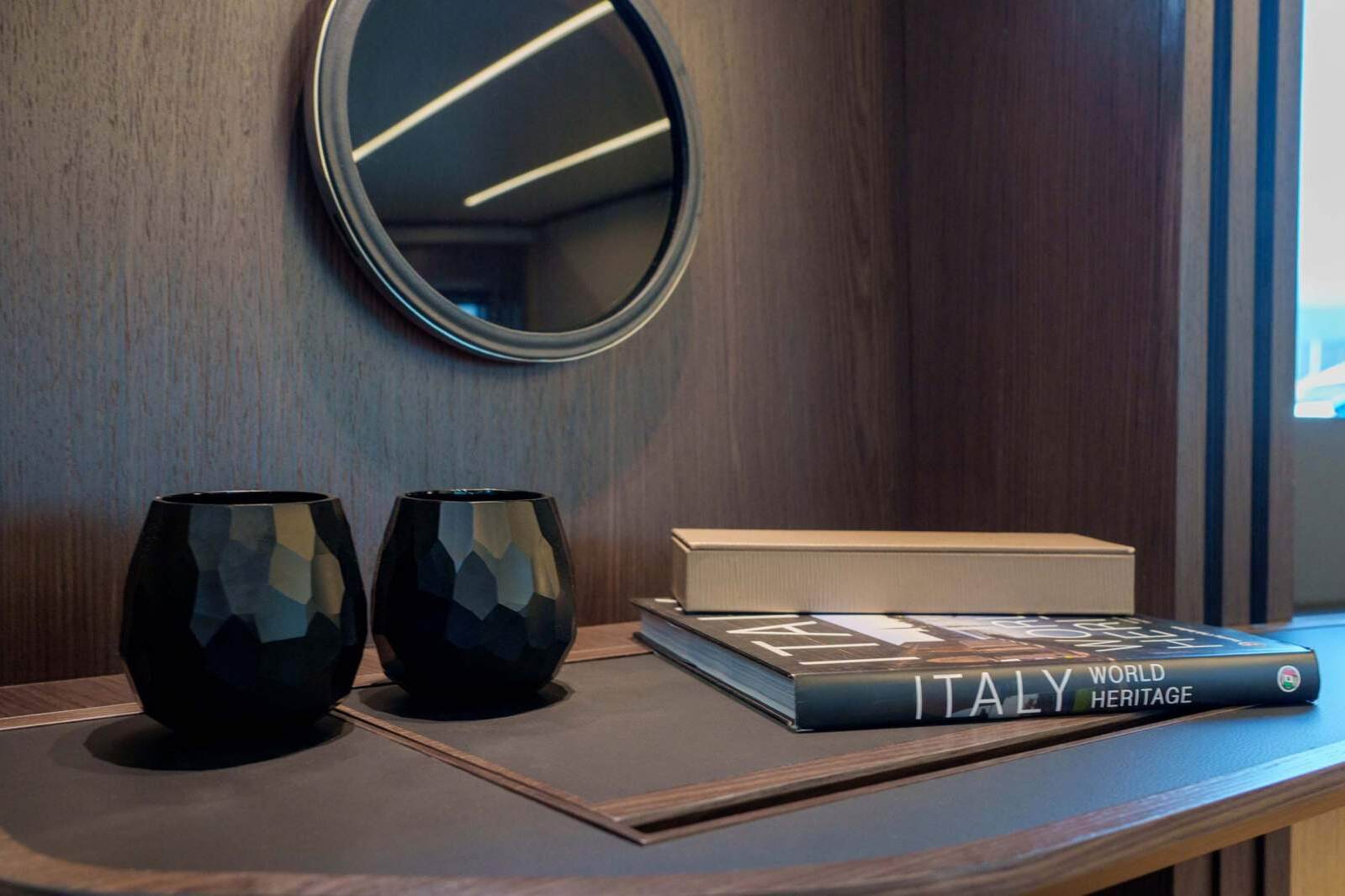 Absolute 52 Fly 0 22