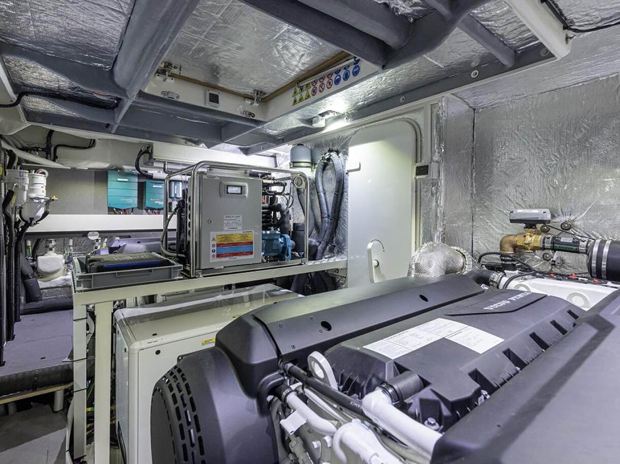 Absolute 56 Fly 0 21