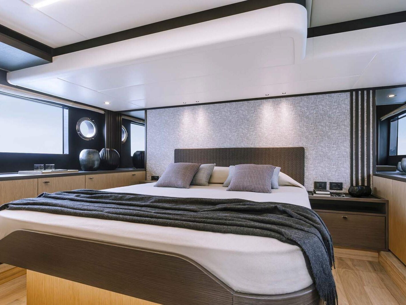 Absolute 52 Fly 0 18