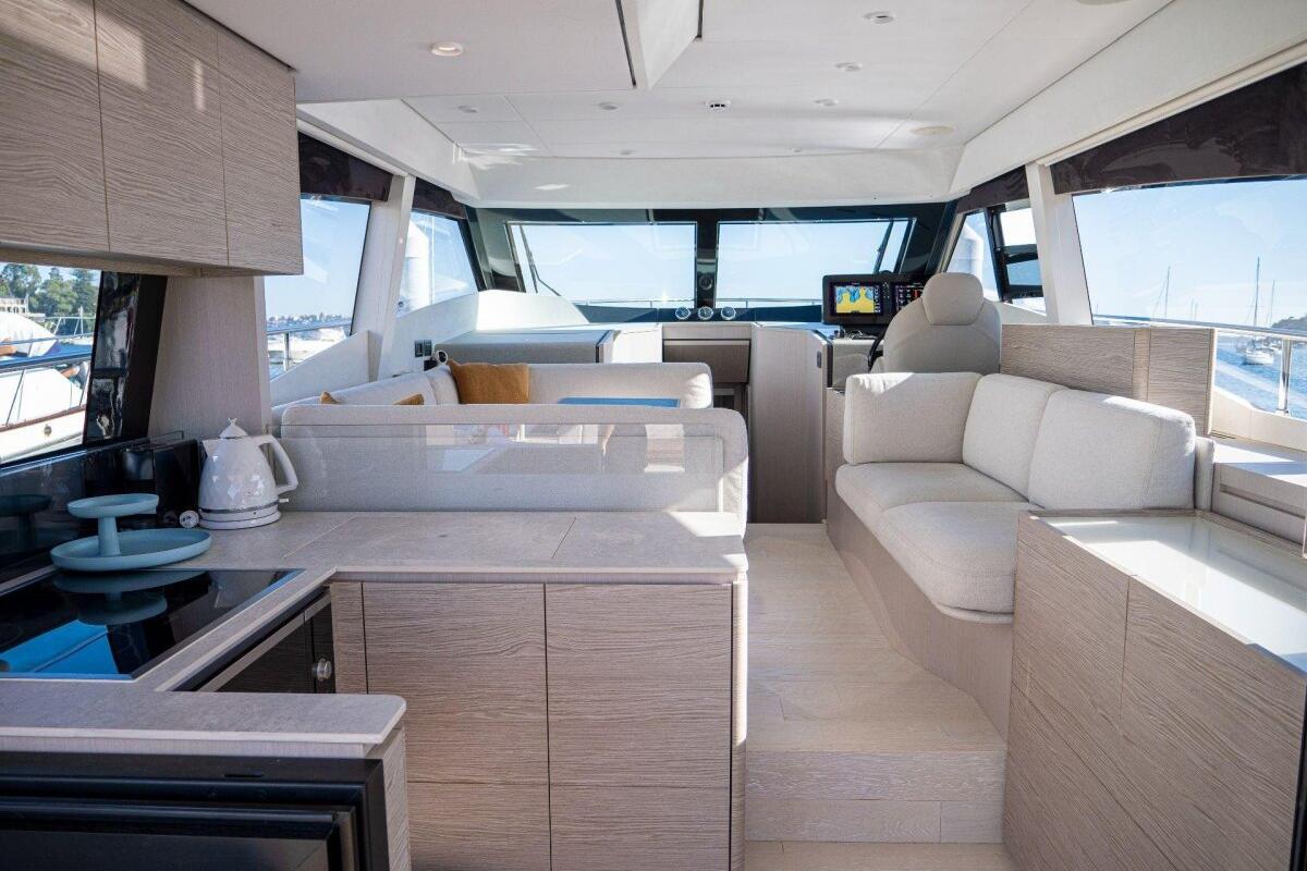 Ferretti Flybridge 500 0 06