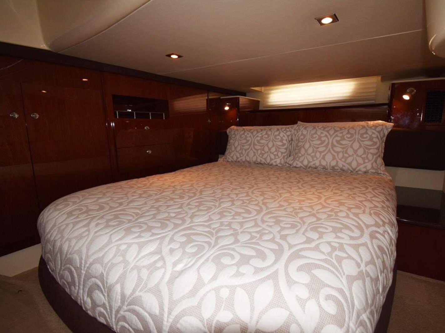 Meridian 441 Flybridge 0 10