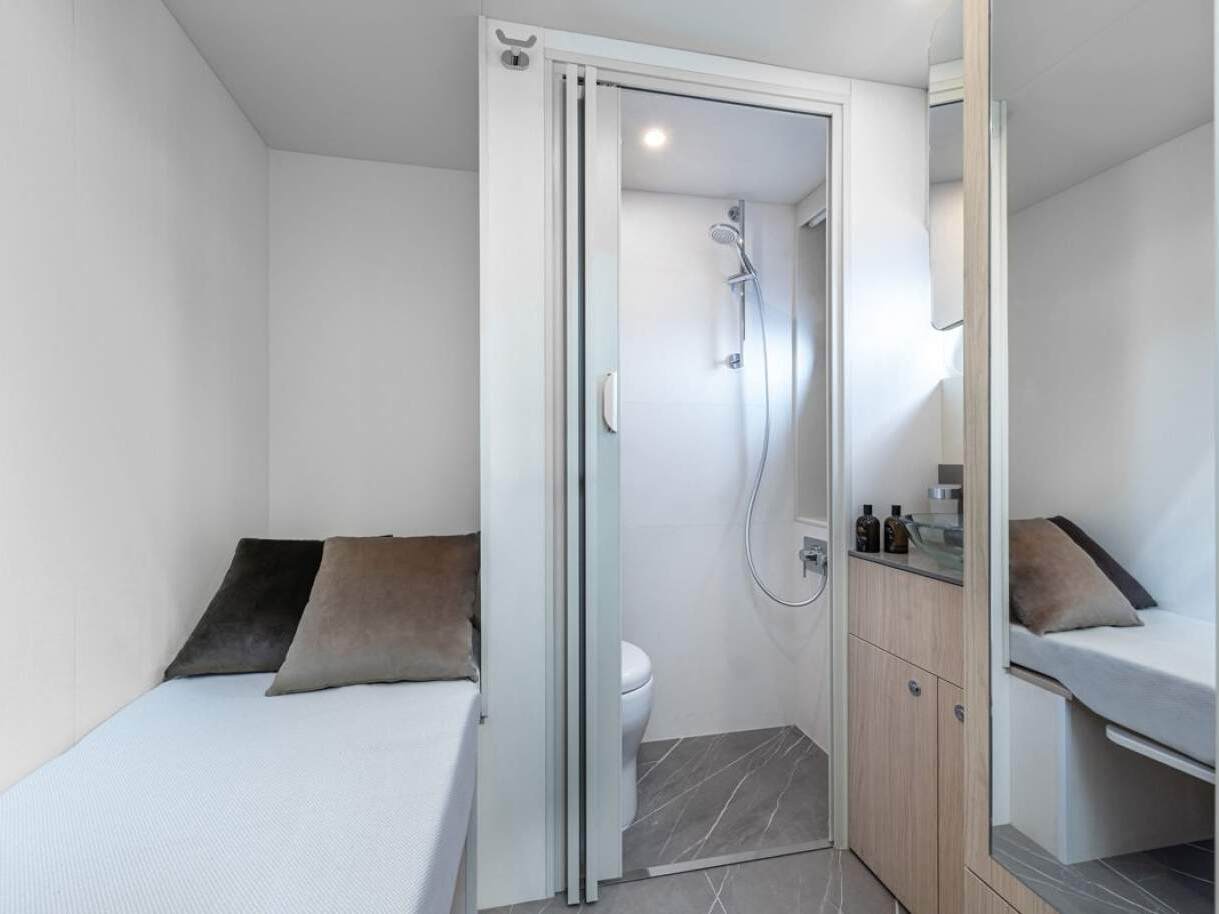 Absolute Navetta 64 0 28