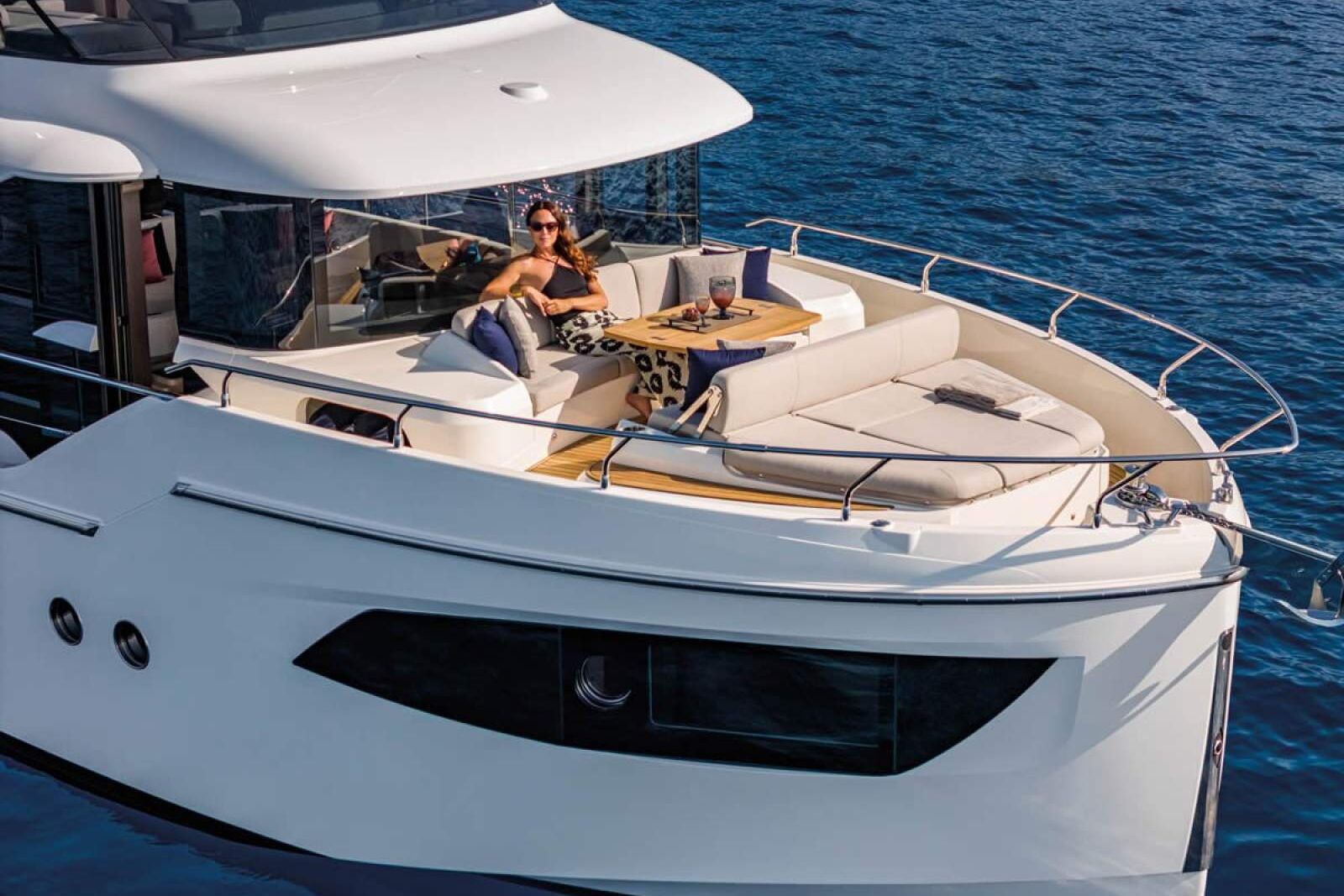 Absolute Navetta 53 0 05