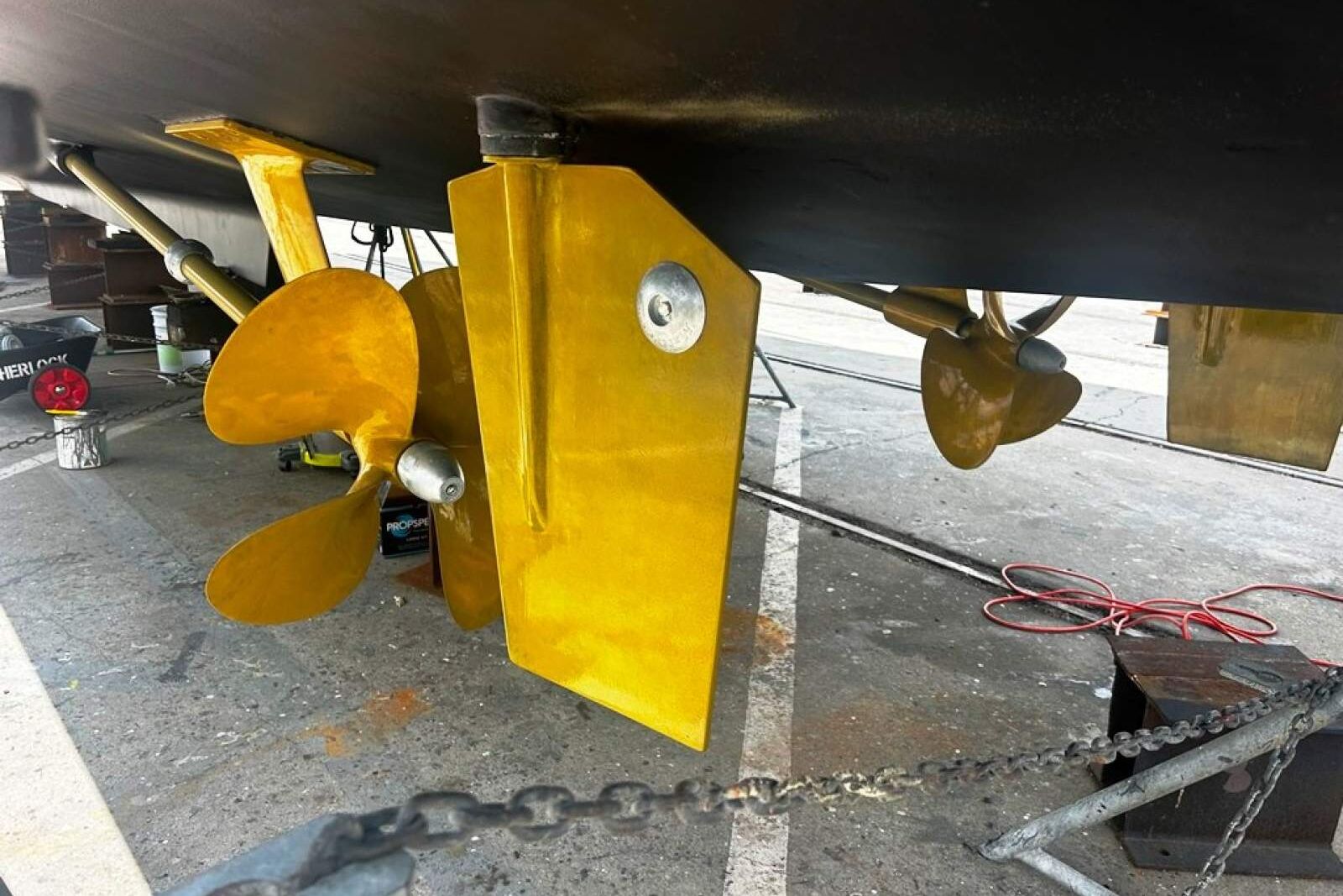 Kingfisher 56 Royale 2005 31