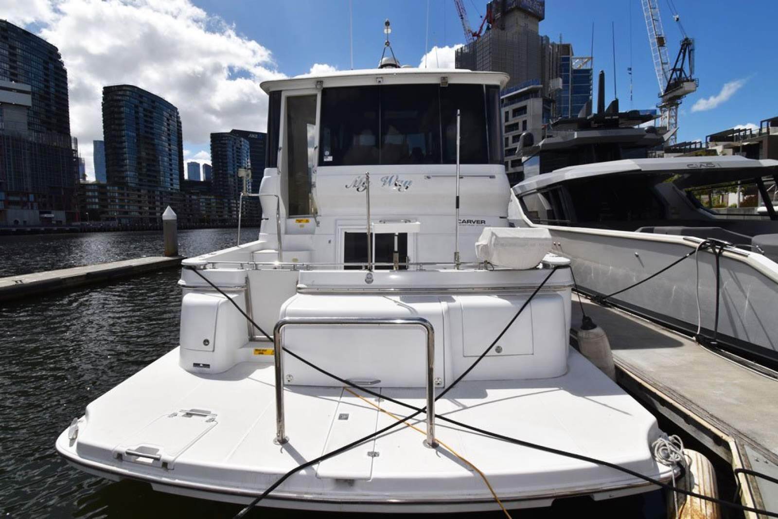 Carver 564 Motor Yacht 2003 24