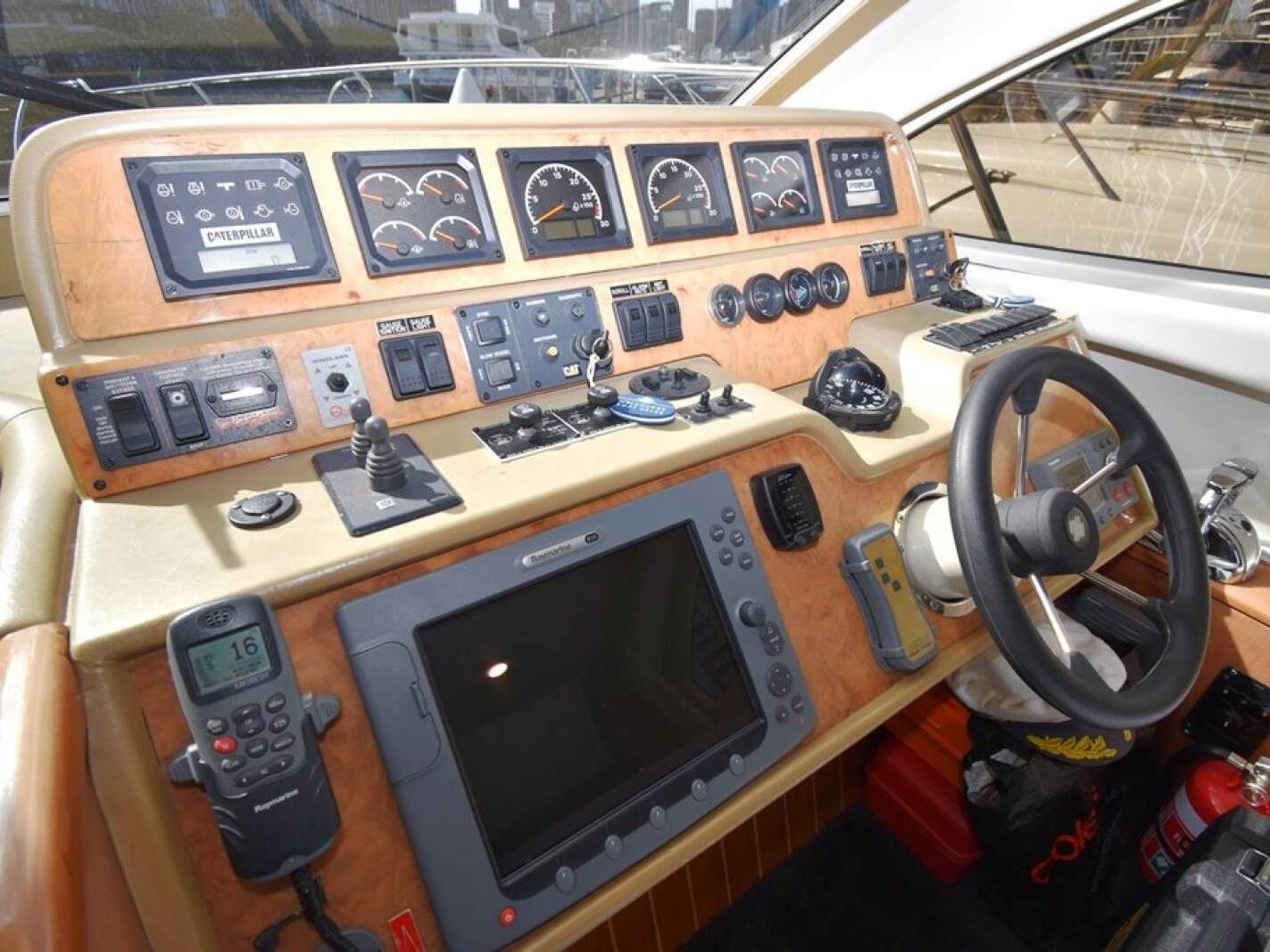 Majesty Yachts 50 0 08