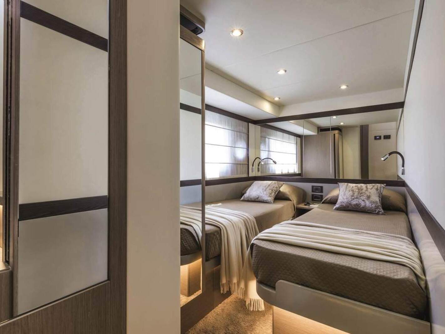 Absolute Navetta 48 0 25