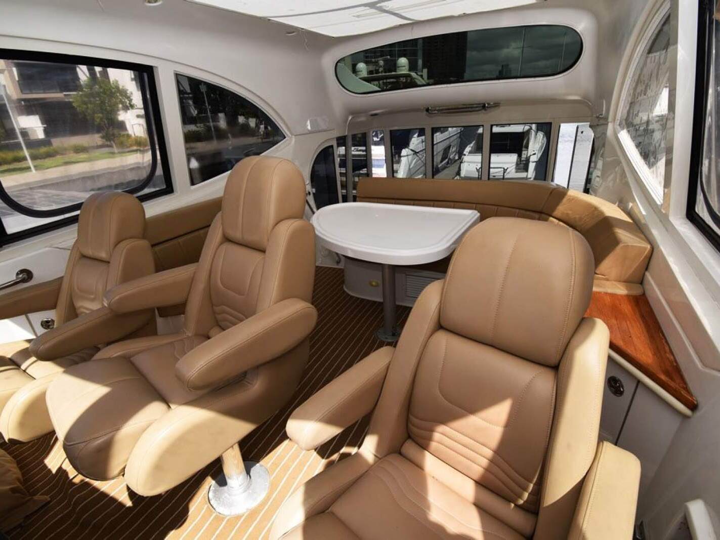 Carver 564 Motor Yacht 2003 26