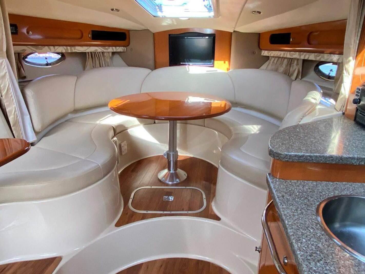 Chaparral 350 Signature 0 05