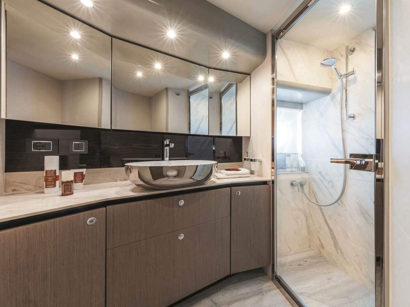 Absolute Navetta 48 0 27