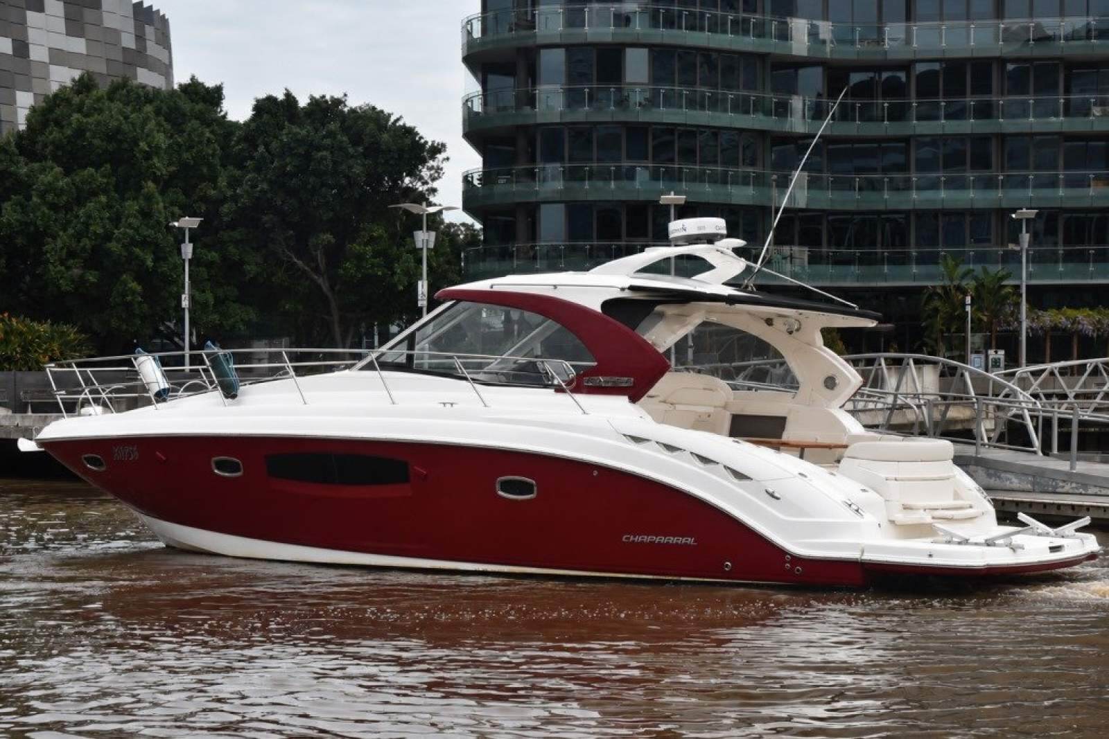 Chaparral 420 Premiere Sports Yacht 0 02