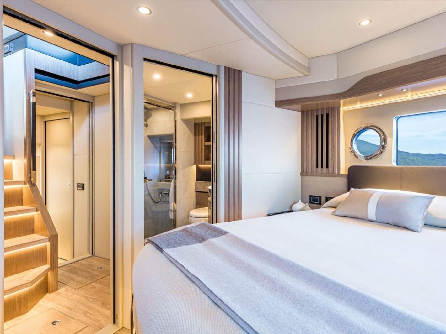 Absolute Navetta 52 0 23