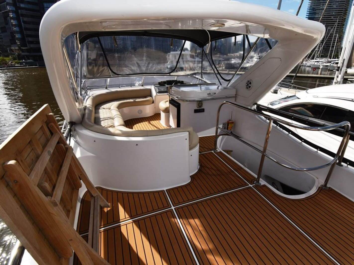 Majesty Yachts 50 0 22