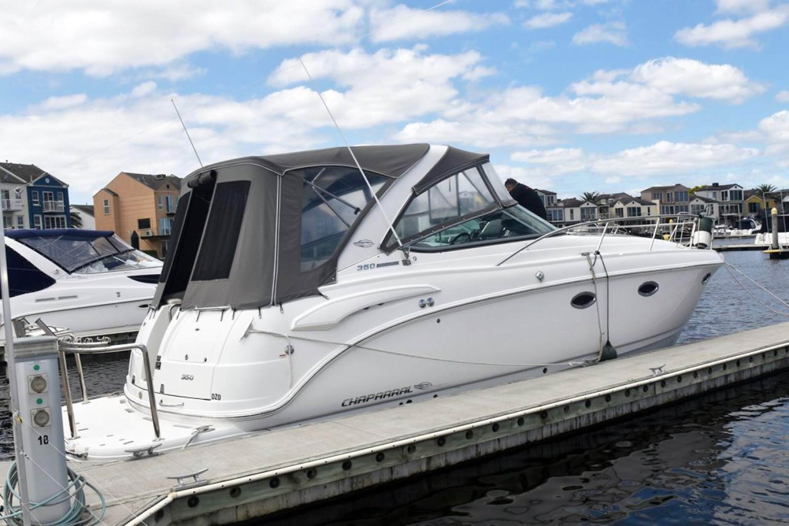 Chaparral 350 Signature 0 13