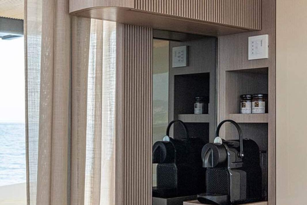 Absolute Navetta 70 0 23