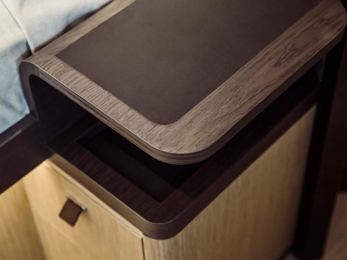 Absolute 52 Fly 0 23