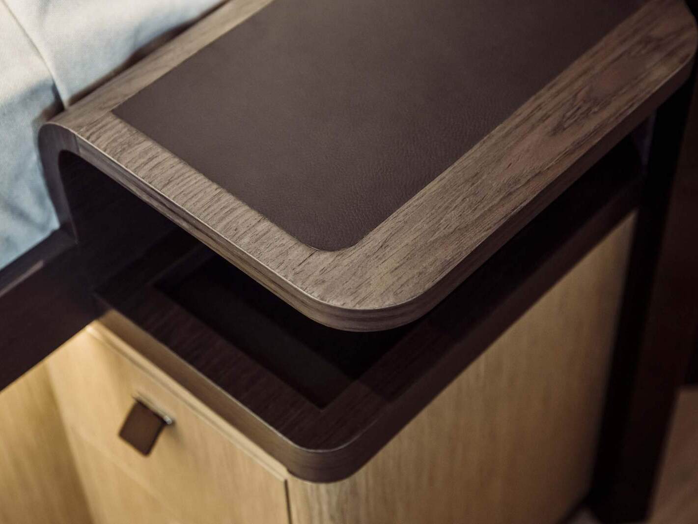 Absolute 52 Fly 0 23