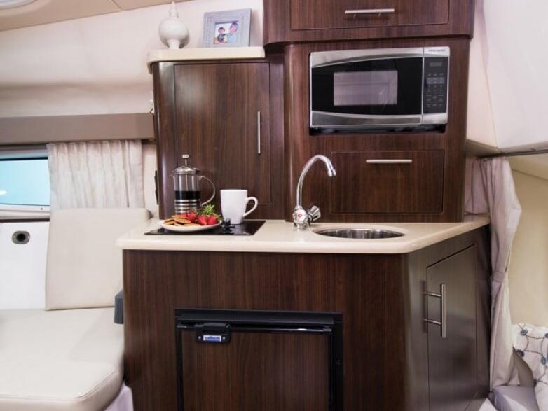 Regal 28 Express 0 05