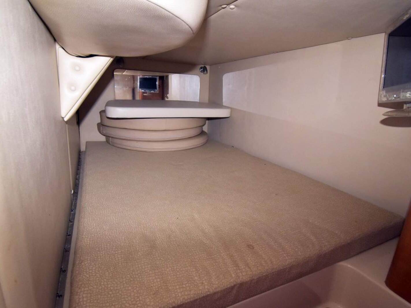 Chaparral 350 Signature 0 08